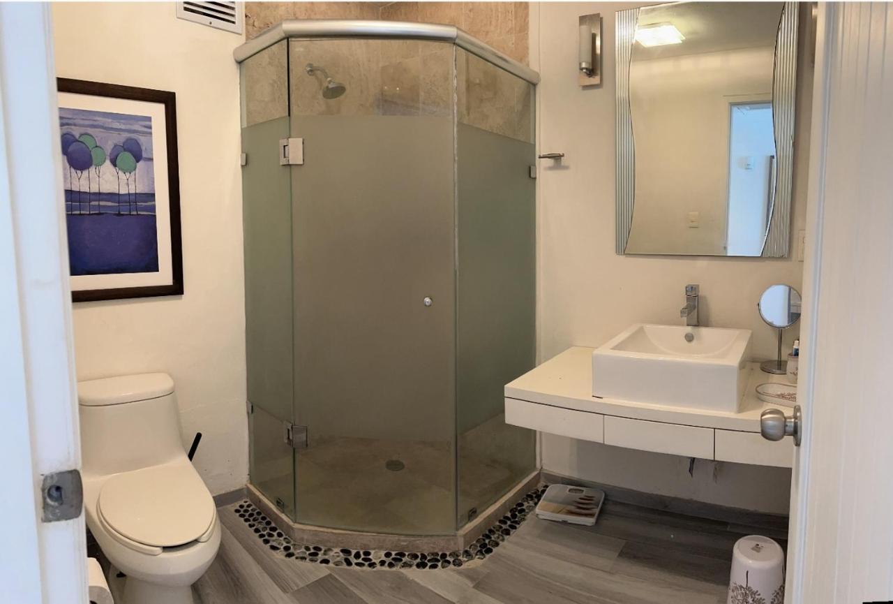 Oceanfront Condo At Unique Location كانكون المظهر الخارجي الصورة