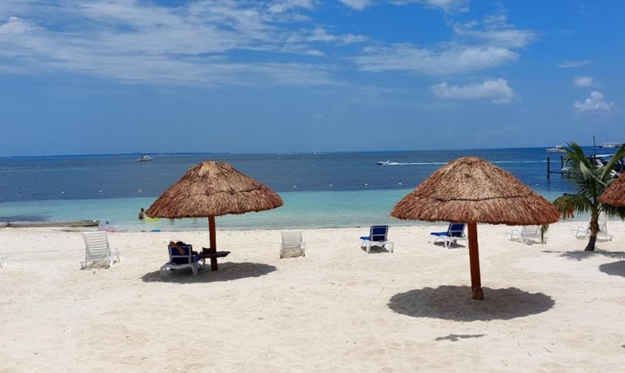 Oceanfront Condo At Unique Location كانكون المظهر الخارجي الصورة